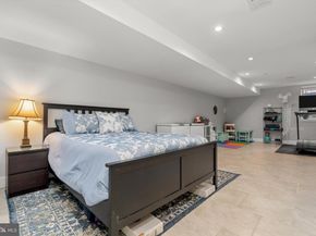 2650 E Huntingdon Street, Philadelphia PA 19125