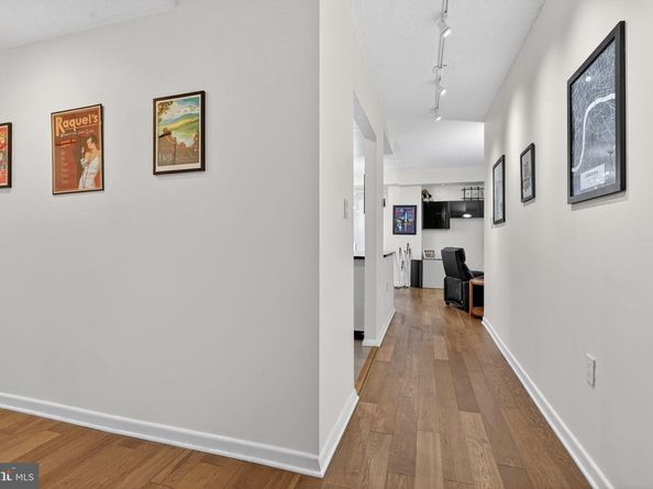 1045 31st Street NW 21, Washington DC 20007