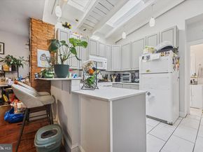 141 Dupont Street, Philadelphia PA 19127