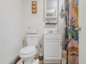 141 Dupont Street, Philadelphia PA 19127