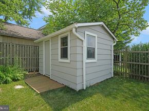 5208 8TH Road N, Arlington VA 22205