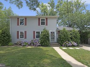 5208 8TH Road N, Arlington VA 22205