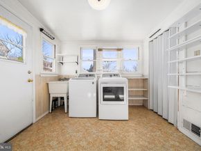 5208 8TH Road N, Arlington VA 22205