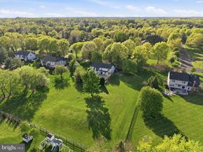 3707 Morrison Way, Doylestown PA 18902