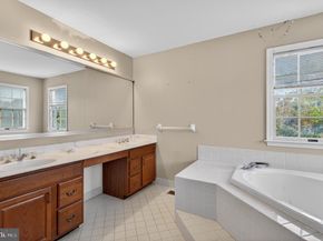3707 Morrison Way, Doylestown PA 18902
