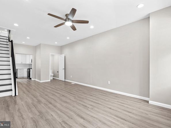 2126 Pierce Street, Philadelphia PA 19145