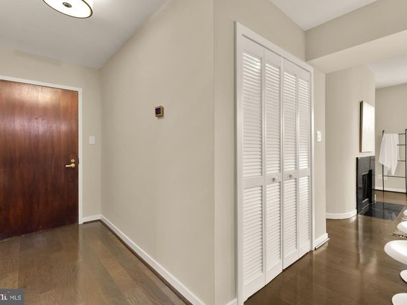 2114 N Street NW 32, Washington DC 20037