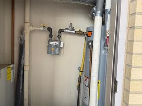 2726 Gallows Road 915, Vienna VA 22180