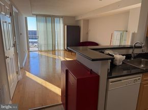 2726 Gallows Road 915, Vienna VA 22180