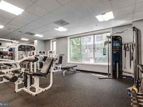 2726 Gallows Road 915, Vienna VA 22180