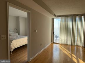 2726 Gallows Road 915, Vienna VA 22180