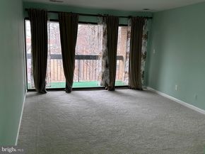 545 Florida Avenue 203, Herndon VA 20170