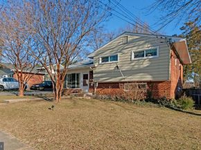 98 S Iris Street S, Alexandria VA 22304