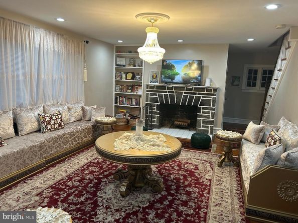 7124 Pennsylvania, Upper Darby PA 19082