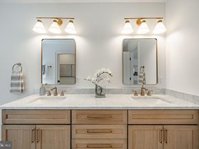 1427 Sugartown Road, Berwyn PA 19312