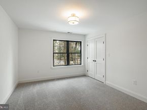 1427 Sugartown Road, Berwyn PA 19312