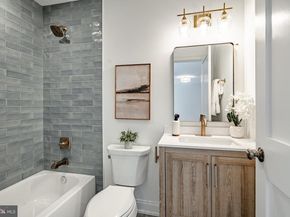 1427 Sugartown Road, Berwyn PA 19312