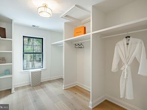 1427 Sugartown Road, Berwyn PA 19312