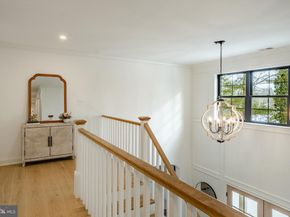 1427 Sugartown Road, Berwyn PA 19312