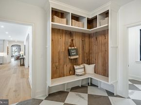 1427 Sugartown Road, Berwyn PA 19312