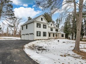 1427 Sugartown Road, Berwyn PA 19312