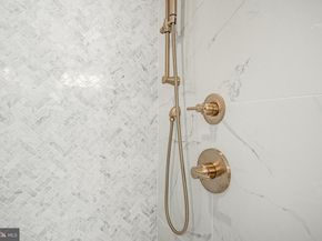 1427 Sugartown Road, Berwyn PA 19312