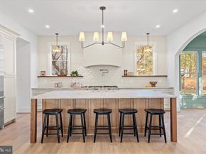 14 W Bellefonte Avenue, Alexandria VA 22301