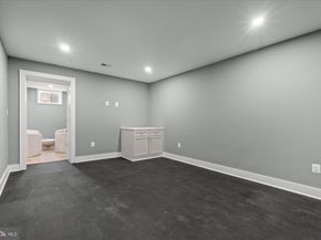 14 W Bellefonte Avenue, Alexandria VA 22301