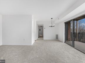 7374 Route 29 74/102, Falls Church VA 22046