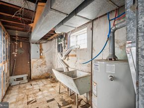 3051 Gilham Street, Philadelphia PA 19149