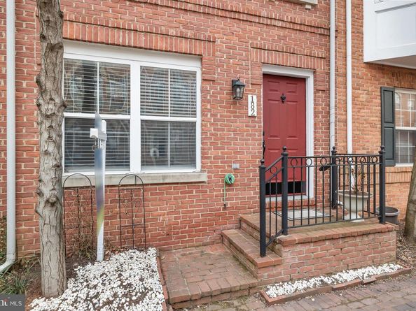 182 Martin Lane, Alexandria VA 22304