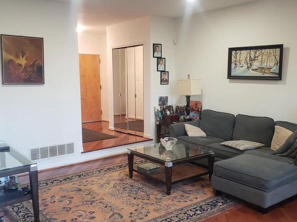 301 Byberry Road F7, Philadelphia PA 19116