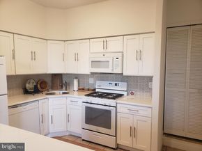 301 Byberry Road F7, Philadelphia PA 19116