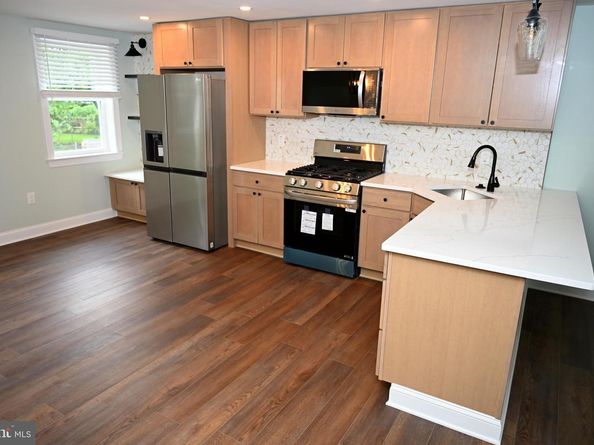 5107 Whitehall Drive, Clifton Heights PA 19018