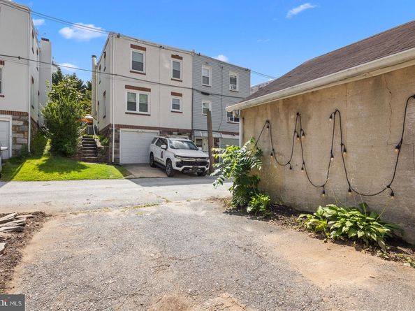 727 N Jackson Street, Media PA 19063
