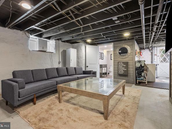 727 N Jackson Street, Media PA 19063