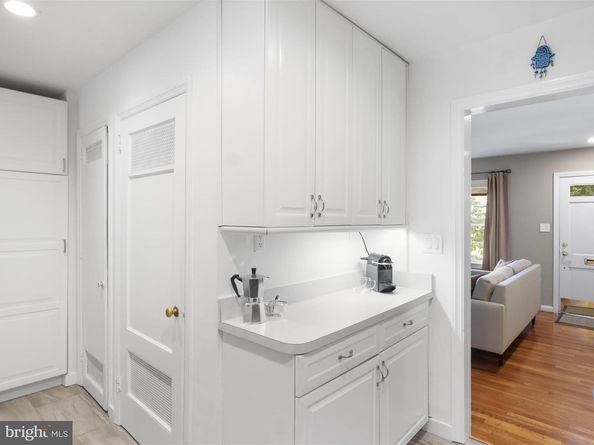 2512 N Granada Street, Arlington VA 22207