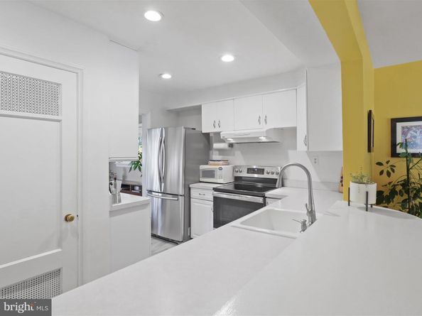 2512 N Granada Street, Arlington VA 22207