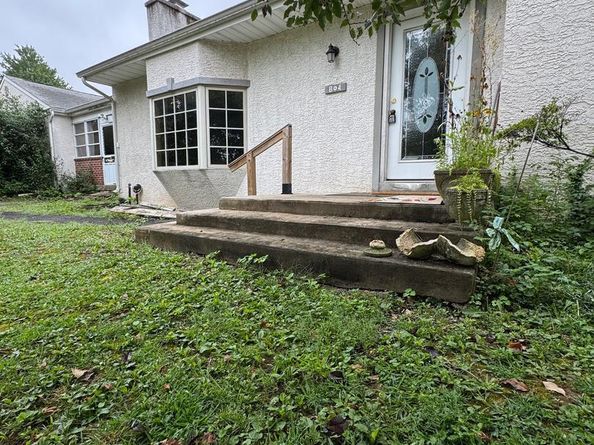 804 Dekalb Pike, Lower Gwynedd PA 19454