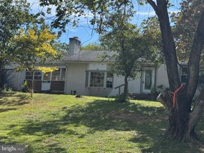 804 Dekalb Pike, Lower Gwynedd PA 19454