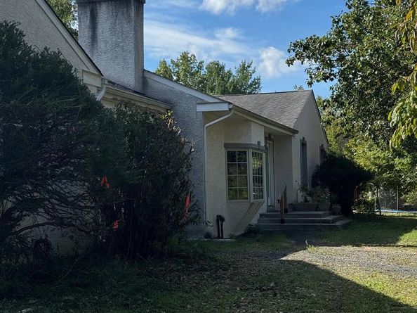 804 Dekalb Pike, Lower Gwynedd PA 19454