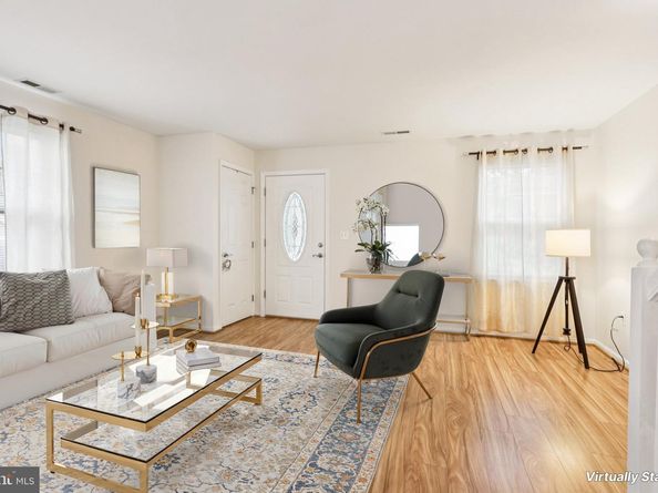 3716 Merrick Road, Philadelphia PA 19129