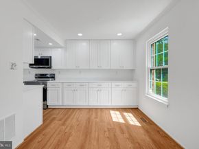 10346 Granite Creek Lane, Oakton VA 22124