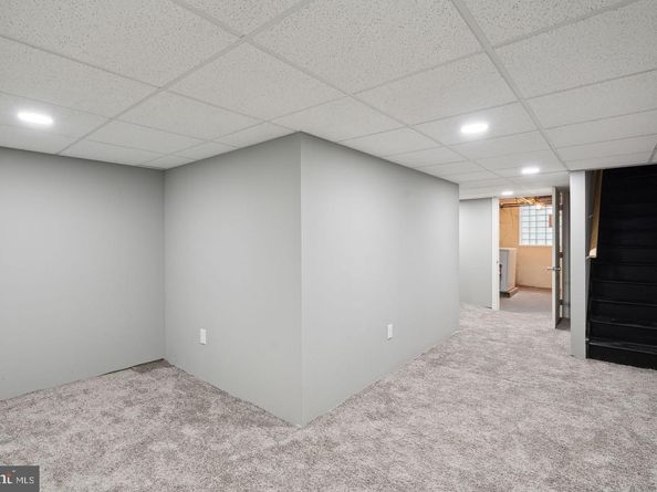 5426 Windsor Avenue, Philadelphia PA 19143