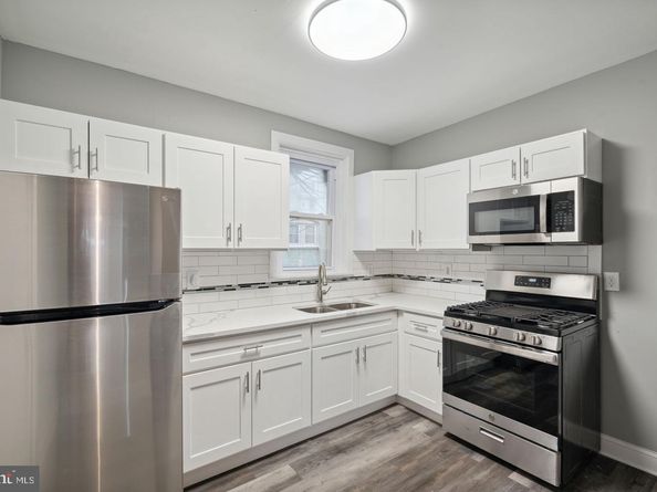 5426 Windsor Avenue, Philadelphia PA 19143