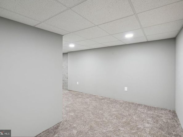5426 Windsor Avenue, Philadelphia PA 19143