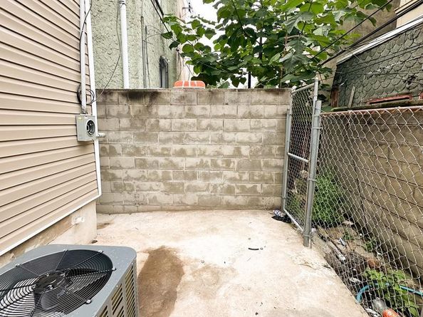 2437 S Beulah Street, Philadelphia PA 19148