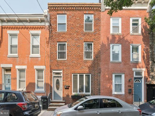 1318 S Warnock Street, Philadelphia PA 19147