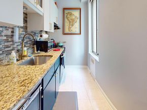 1 Scott Circle NW 713, Washington DC 20036