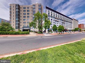 1 Scott Circle NW 713, Washington DC 20036
